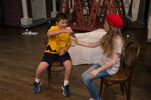 Charlie (Seth Winnick) & Lucy''s (Samantha Koegler) counseling session. Photo