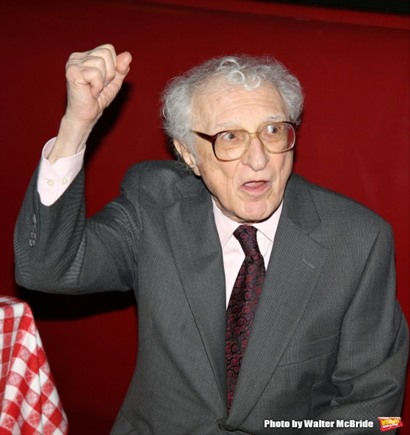 Photo Coverage: Living Legend Sheldon Harnick Finally Gets a Portrait at Sardi's!  Image