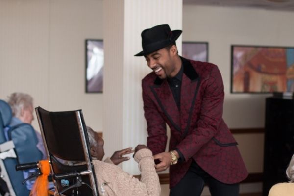 Photo Flash: BEAUTIFUL Cast Performs at The Actors Home with Sing For Your Seniors  Image