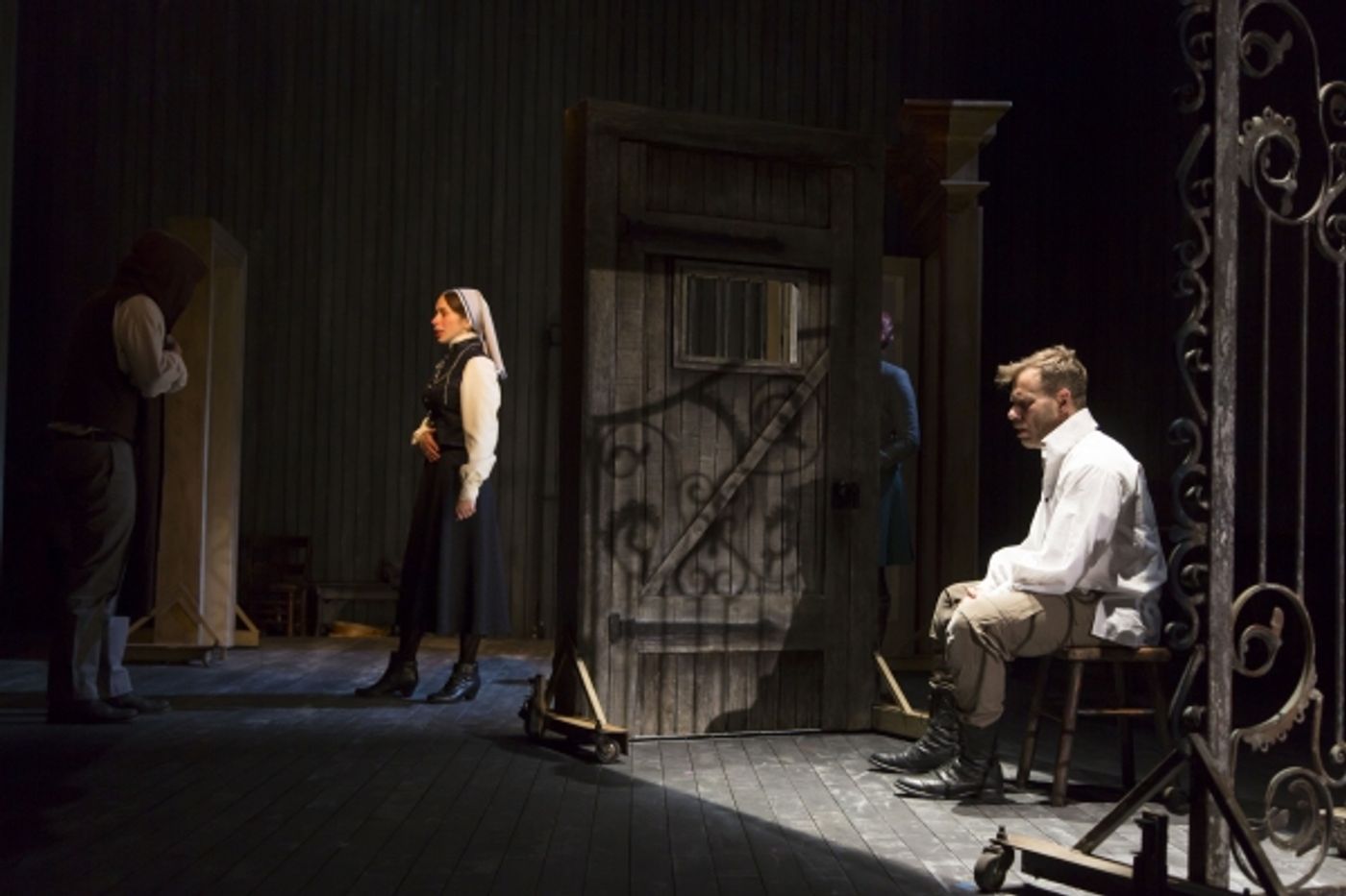 Photo Flash: First Look at Fiasco's MEASURE FOR MEASURE at Long Wharf Theatre  Image