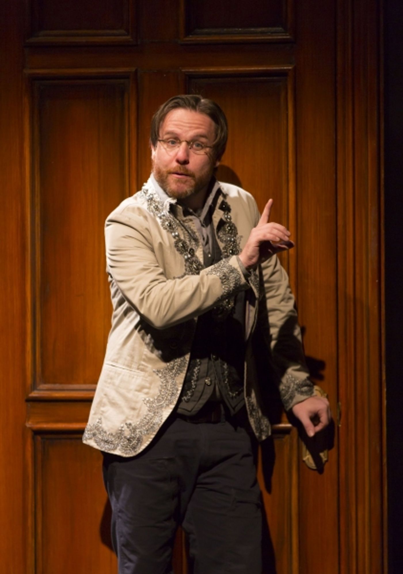Photo Flash: First Look at Fiasco's MEASURE FOR MEASURE at Long Wharf Theatre  Image