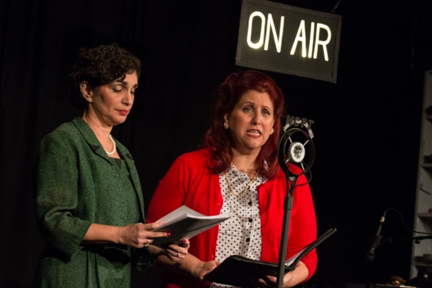 Photo Coverage: First look at Curtain Players' IT'S A WONDERFUL LIFE: A LIVE RADIO PLAY  Image