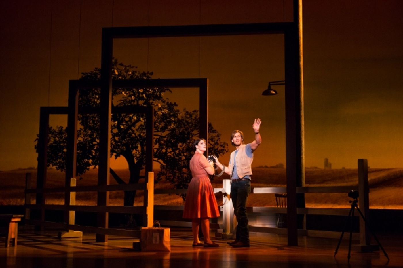 Photo Flash: First Look at Elizabeth Stanley & Andrew Samonsky in THE BRIDGES OF MADISON COUNTY Tour!  Image