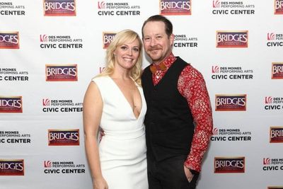 Elizabeth Stanley and Cullen R Titmas Photo