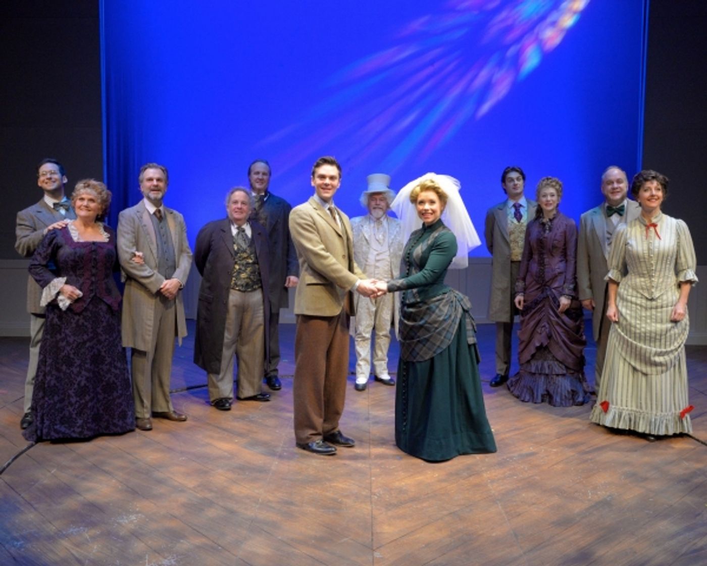 Photo Flash: First Look at Westchester Broadway Theatre's TIM AND SCROOGE  Image