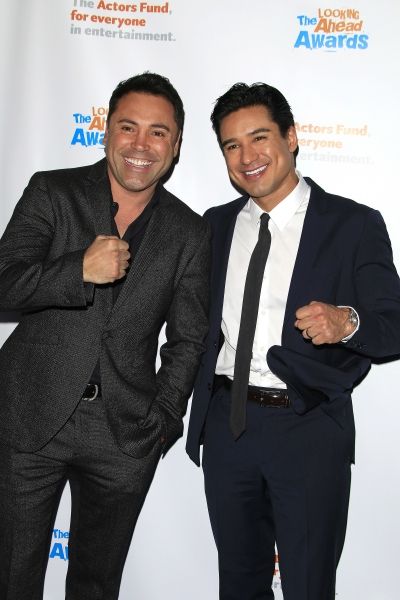 LOS ANGELES - DEC 3: Oscar De La Hoya, Mario Lopez at the The Actors Fundï¿½s Look Photo