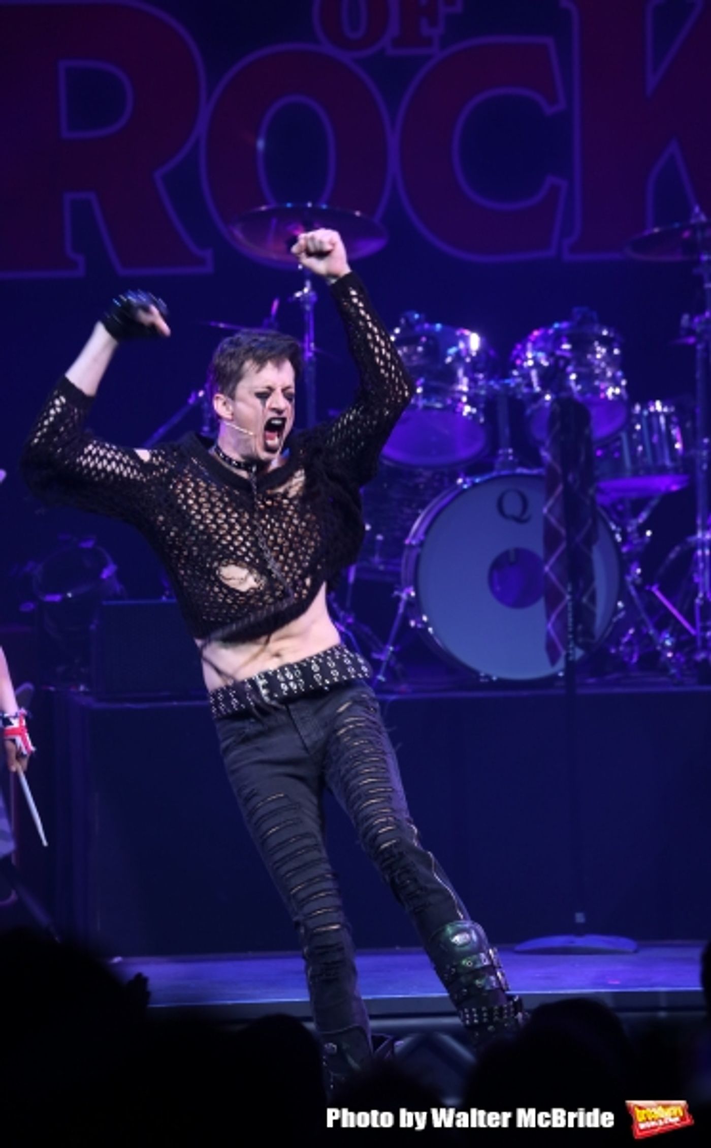 Photo Coverage: The Hardcore Cast of SCHOOL OF ROCK Takes Opening Night Bows!  Image