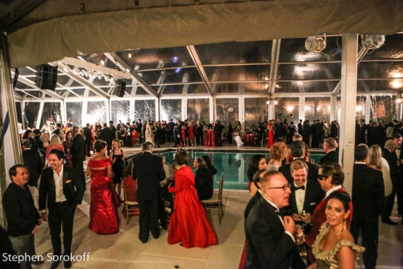 Photo Coverage: Howie Mandel Stars in American Humane Associations LADY IN RED Gala  Image