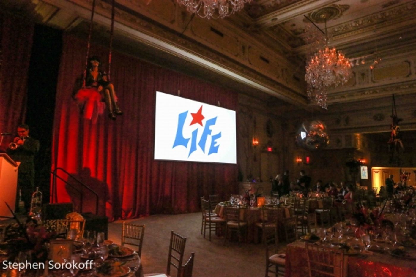 Photo Coverage: Howie Mandel Stars in American Humane Associations LADY IN RED Gala  Image