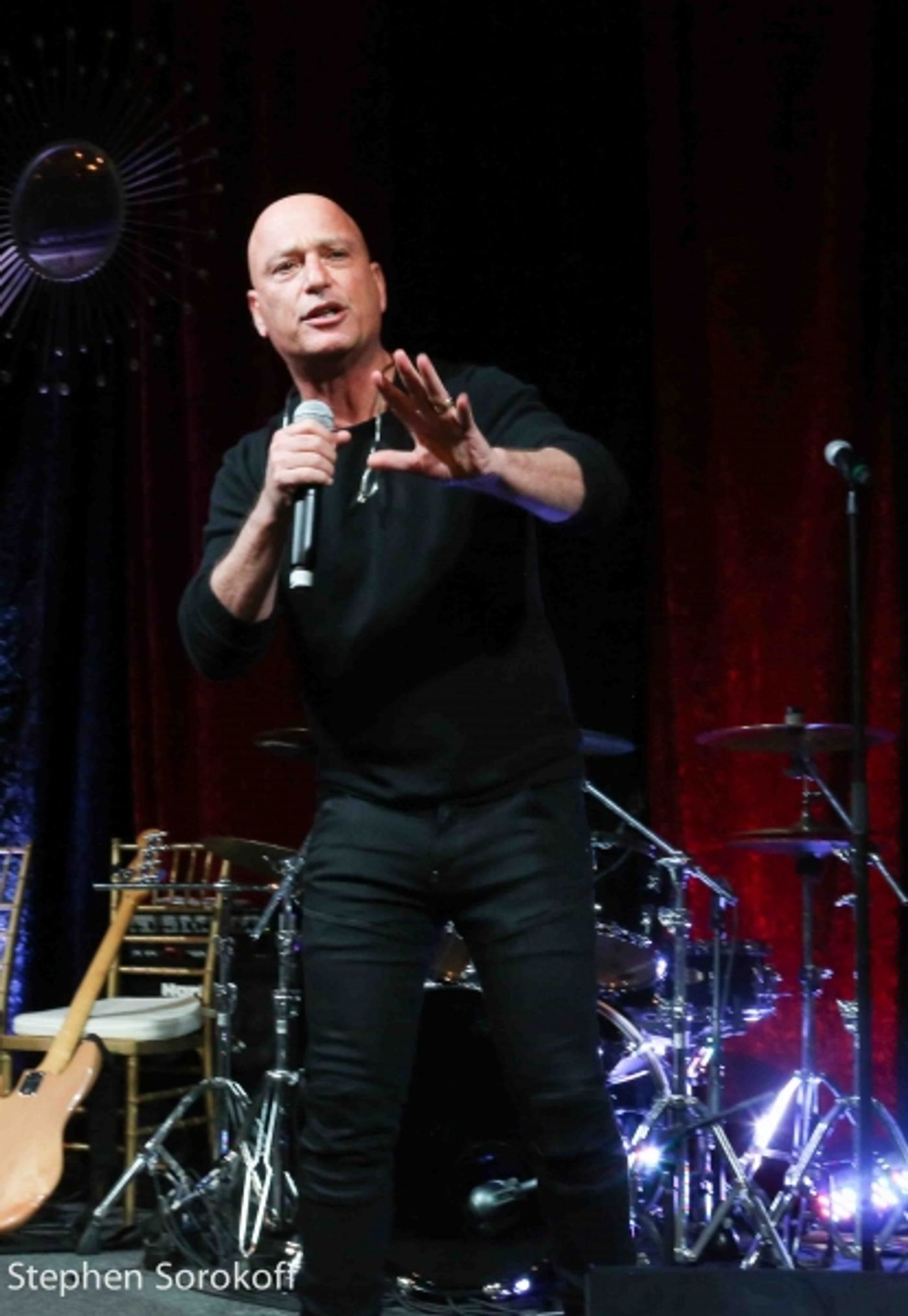 Photo Coverage: Howie Mandel Stars in American Humane Associations LADY IN RED Gala  Image