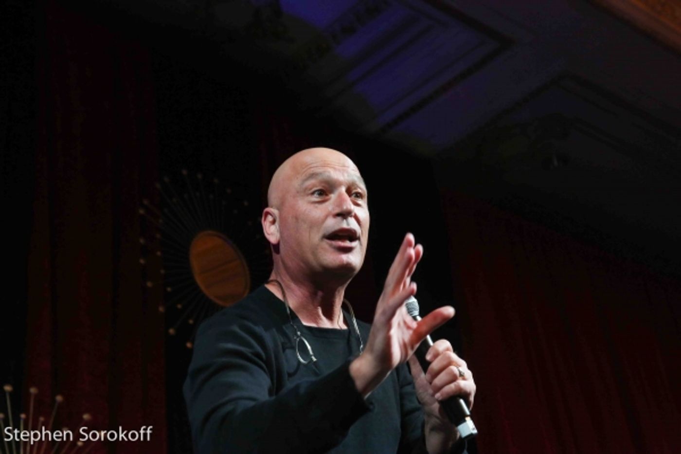 Photo Coverage: Howie Mandel Stars in American Humane Associations LADY IN RED Gala  Image