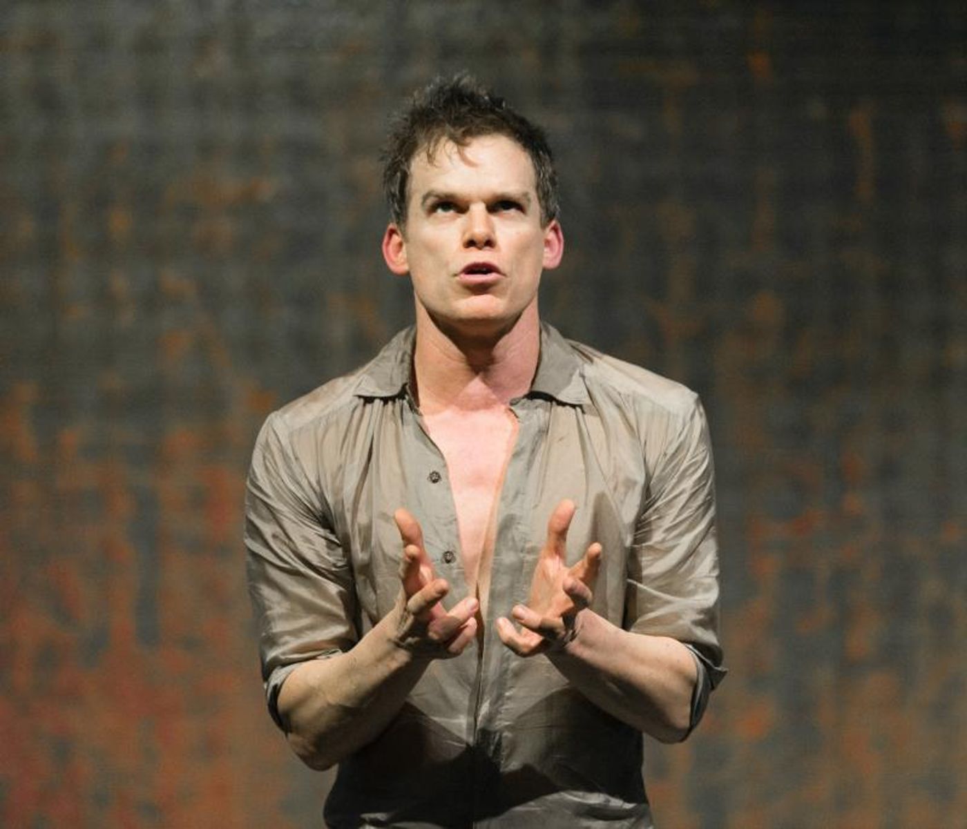 Photo Flash: First Look at Michael C. Hall, Cristin Milioti & More in David Bowie & Enda Walsh's LAZARUS Photo Flash: First Look at Michael C. Hall, Cristin Milioti & More in David Bowie & Enda Walsh's LAZARUS Image