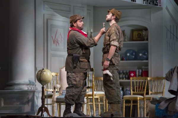 Rafael Davila, Bradley Smoak Photo