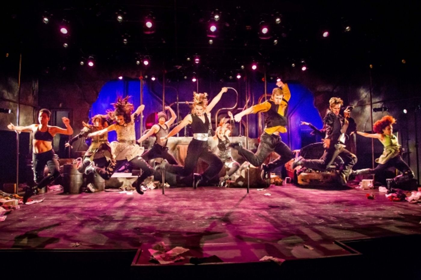 Photo Flash: First Look at Synetic Theater's 'Wordless' AS YOU LIKE IT  Image