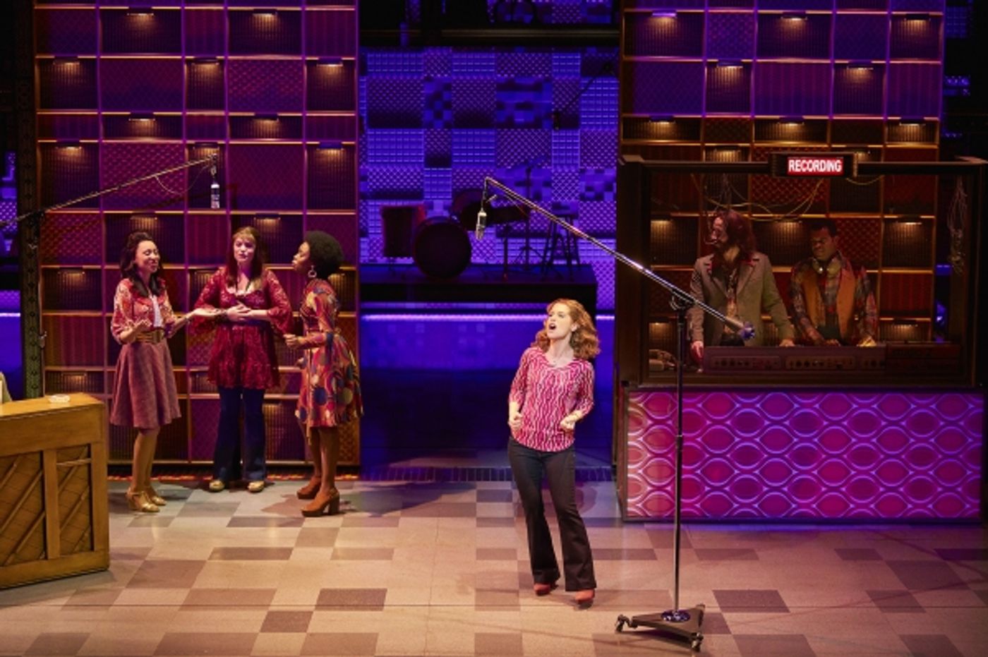 Photo Flash: New Production Shots of West End's BEAUTIFUL - THE CAROLE KING MUSICAL  Image