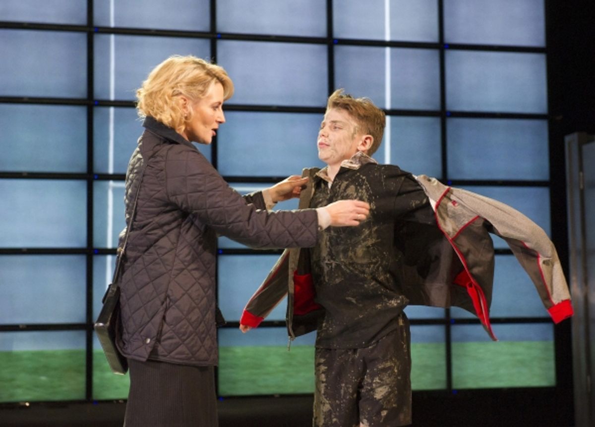 Lisa Dillon (Hapgood) and Adam Cansfield (Joe) at 