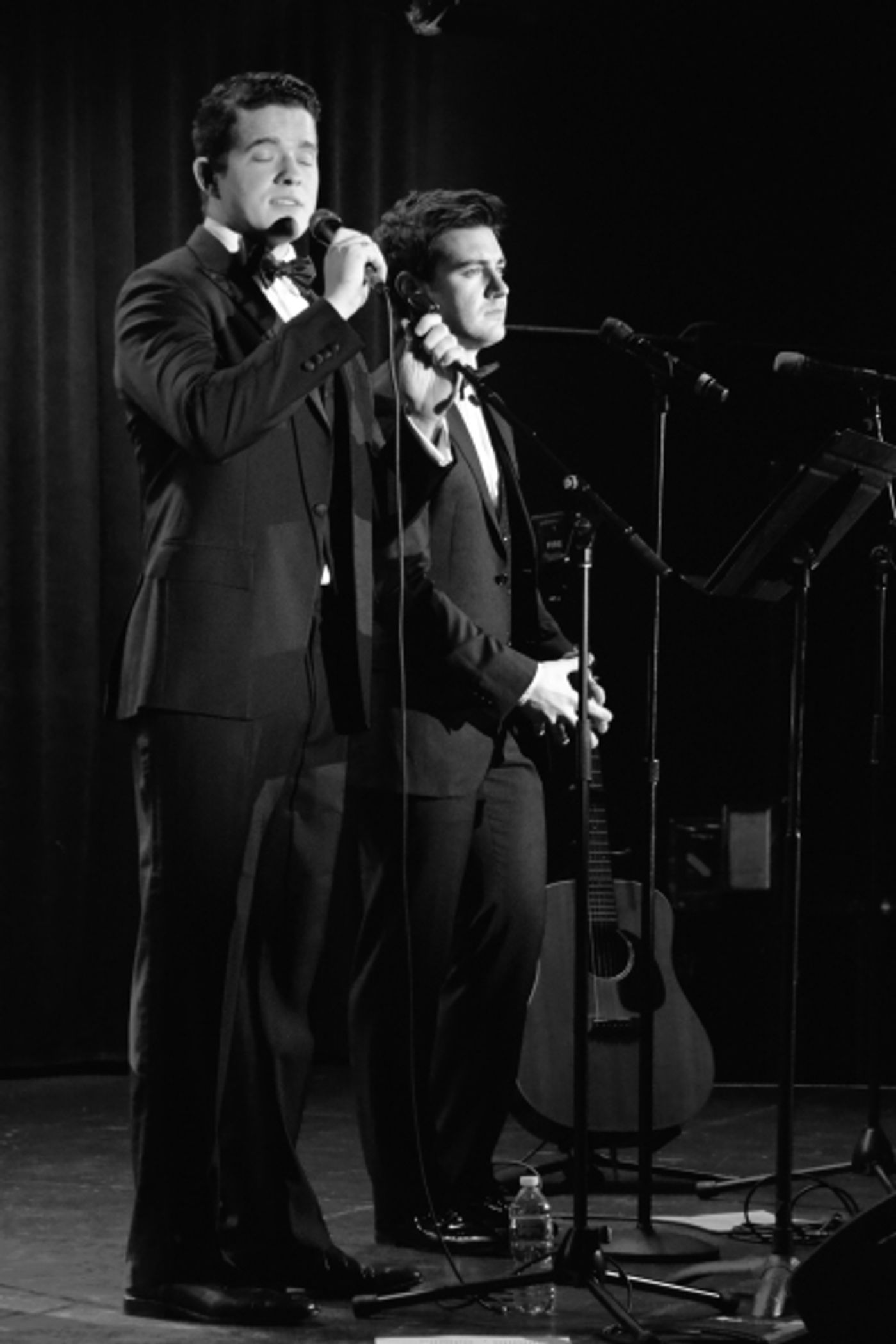 Photo Coverage: CHRISTMAS IN NEW YORK With Emmett O'Hanlon and Emmet Cahill Photo Coverage: CHRISTMAS IN NEW YORK With Emmett O'Hanlon and Emmet Cahill Image