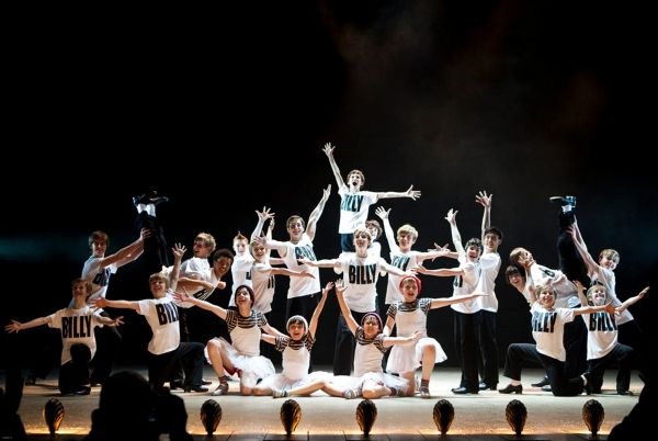 Photo Flash: West End's BILLY ELLIOT Posts Closing Date; A Look Back at the Show's Run! — photo 3 of 13