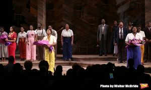 Jennifer Hudson, Cynthia Erivo and Danielle Brooks with cast @ BroadwayWorld Jennifer Hudson, Cynthia Erivo and Danielle Brooks with cast Photo
