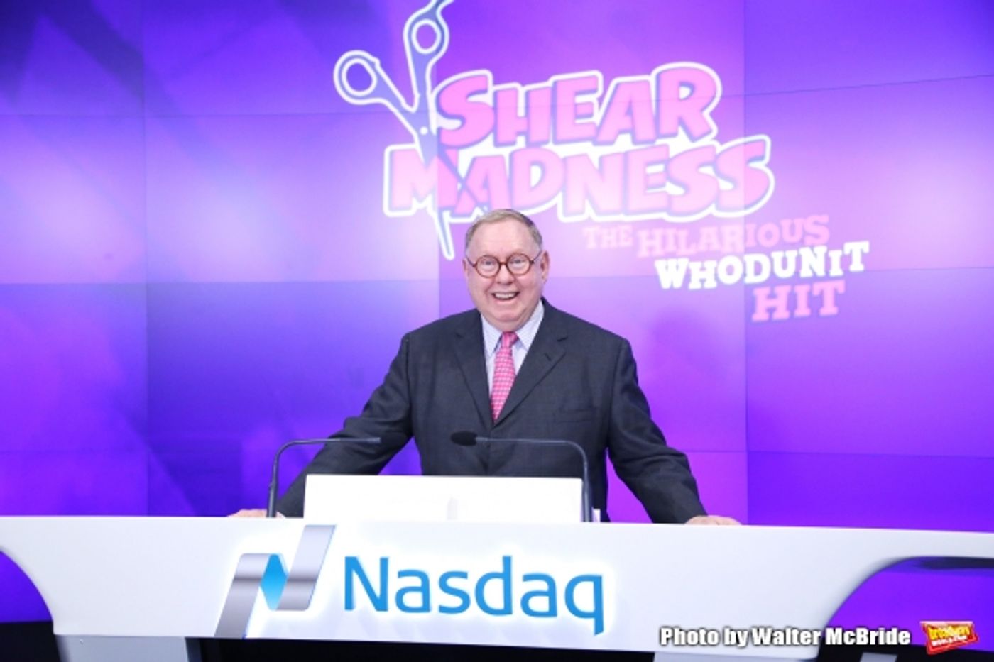 Photo Coverage: SHEAR MADNESS Cast Rings the NASDAQ Closing Bell  Image