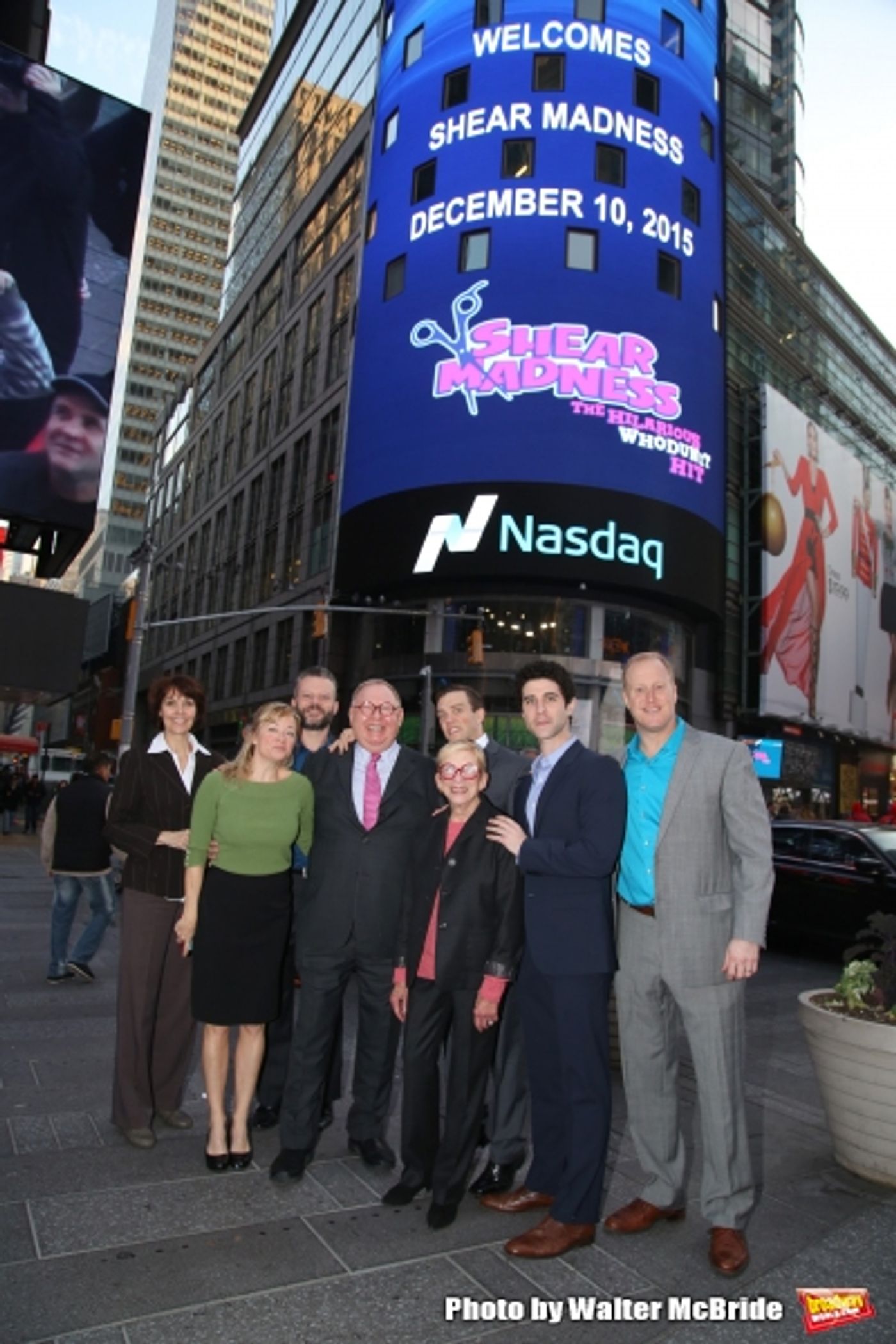 Photo Coverage: SHEAR MADNESS Cast Rings the NASDAQ Closing Bell  Image