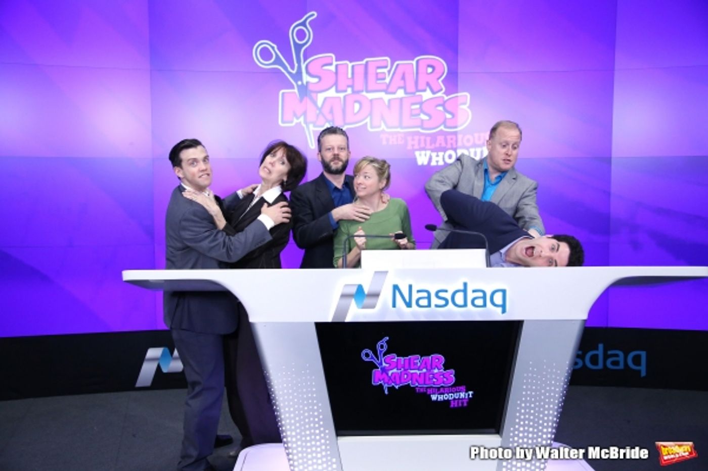 Photo Coverage: SHEAR MADNESS Cast Rings the NASDAQ Closing Bell  Image