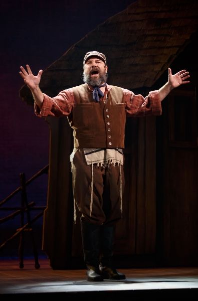 Photo Flash: First Look at Danny Burstein & Company in FIDDLER ON THE ROOF! — photo 7 of 28