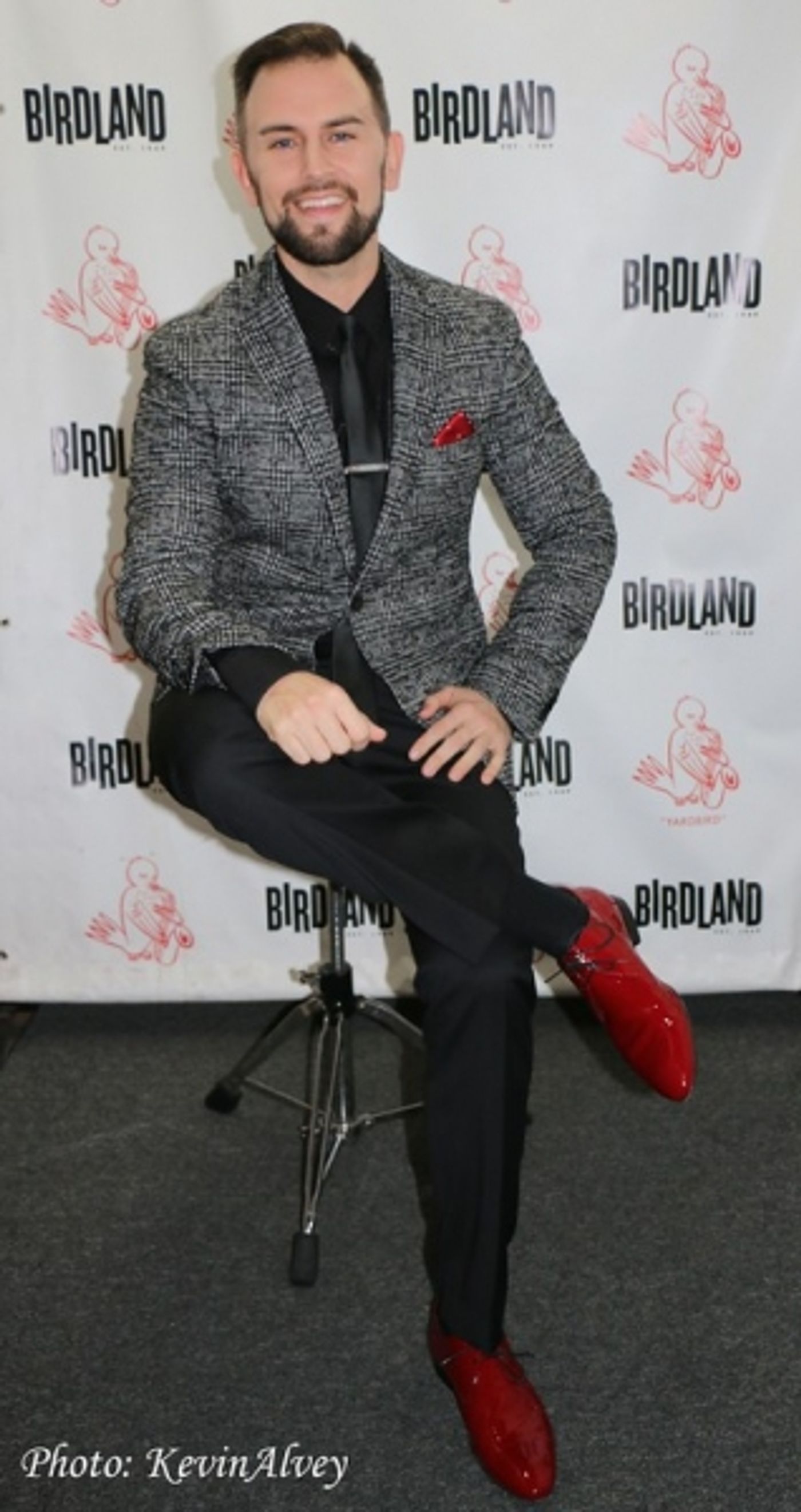 Photo Flash: Daniel Reichard Performs UNDER THE MISTLETOE! at Birdland  Image