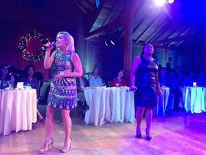 Jane Krakowski, Terri Goins Photo