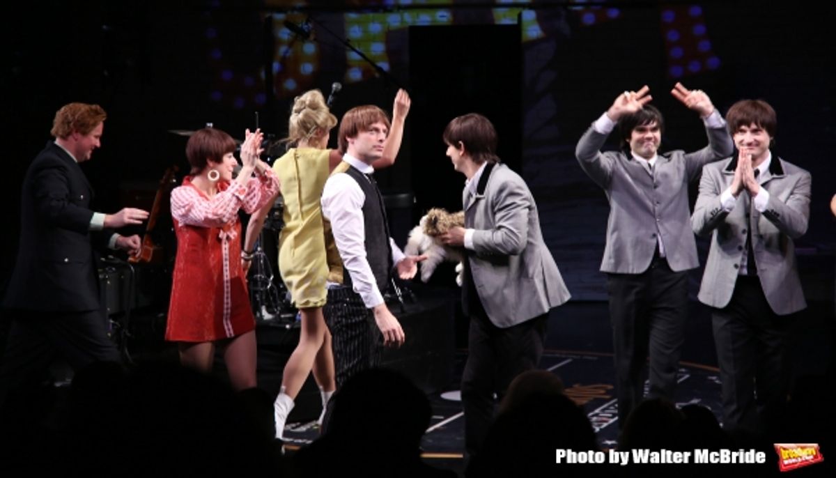 Justin Kirk with the cast  at 