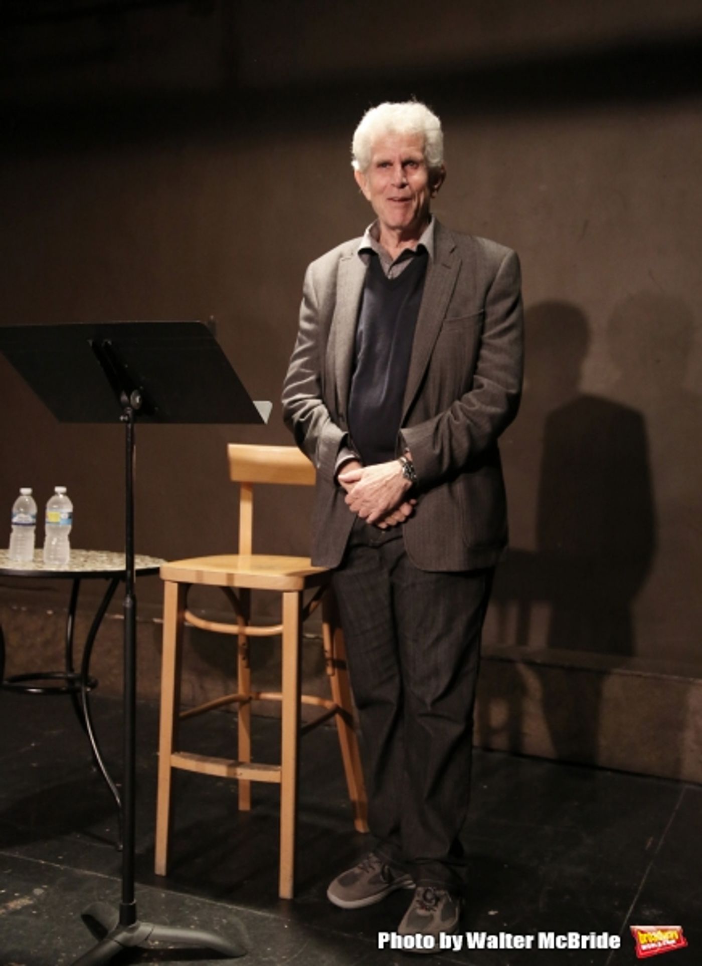 Photo Coverage: Tony Roberts Reads from DO YOU KNOW ME? at The Drama Book Shop  Image