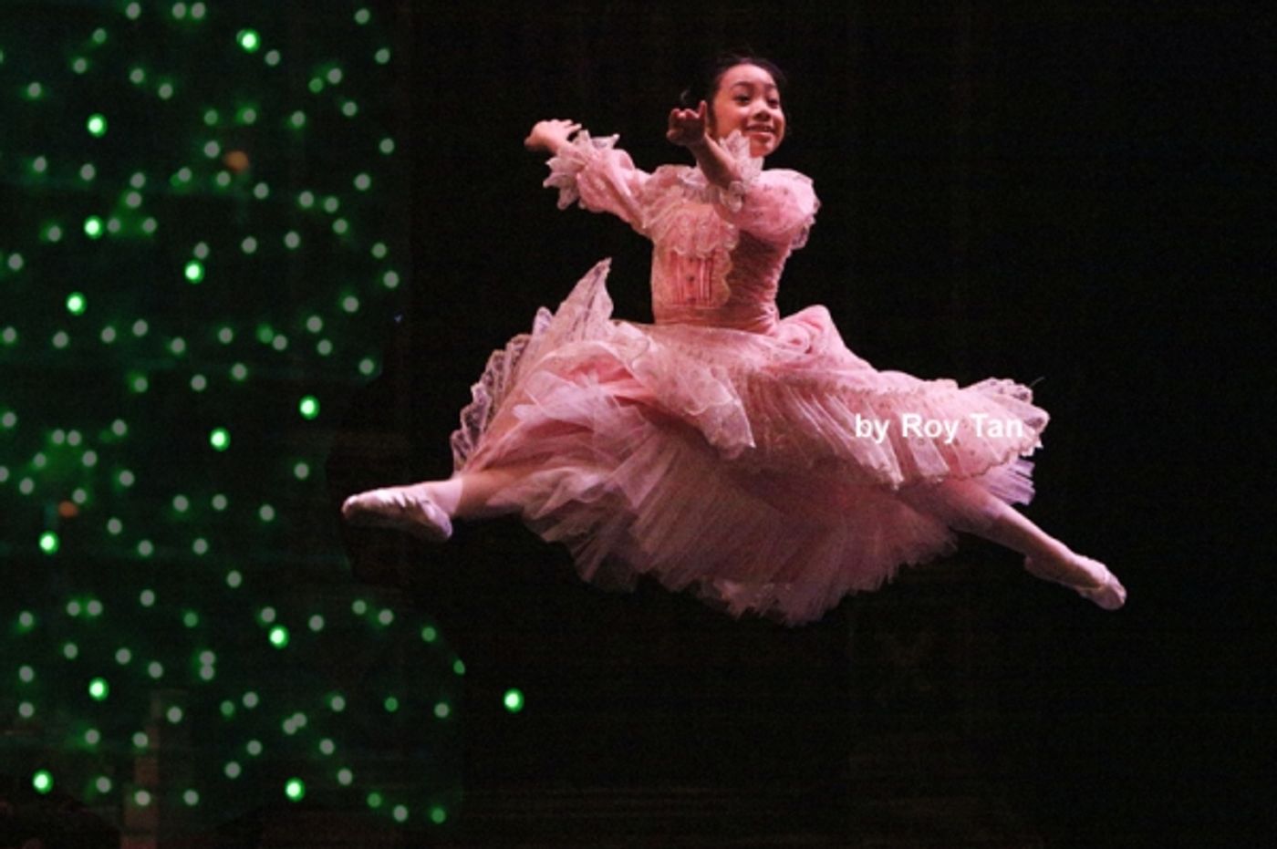 Photo Coverage: First Look at English National Ballet's NUTCRACKER at London Coliseum Photo Coverage: First Look at English National Ballet's NUTCRACKER at London Coliseum Image