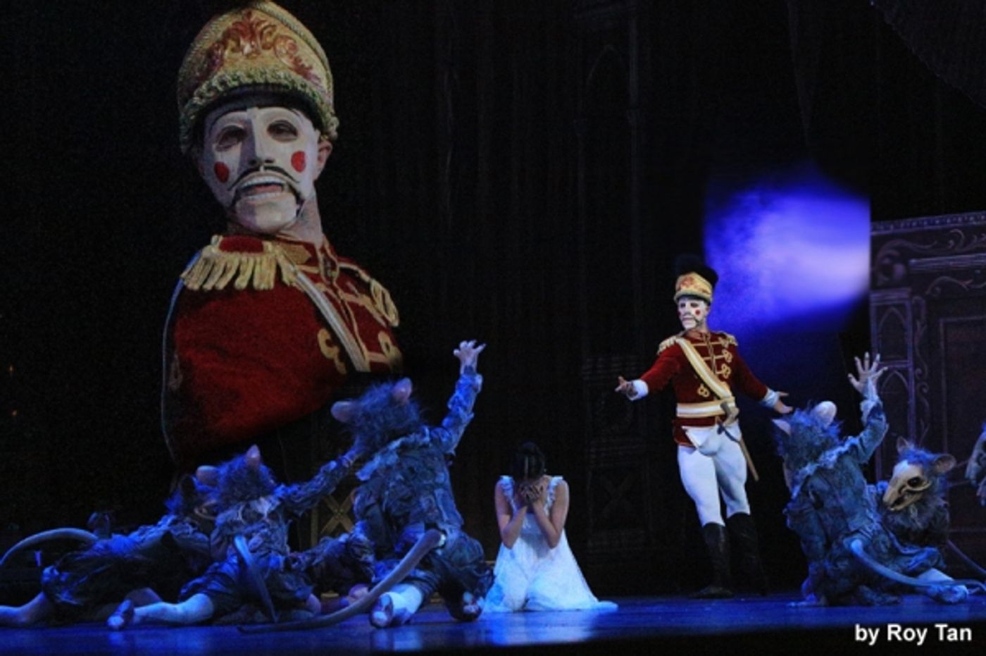 Photo Coverage: First Look at English National Ballet's NUTCRACKER at London Coliseum Photo Coverage: First Look at English National Ballet's NUTCRACKER at London Coliseum Image