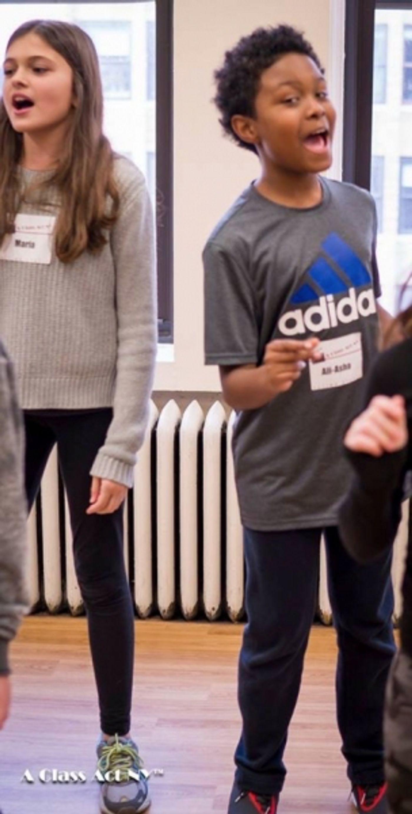 Photo Flash: Llewelyn Davies Boys of Broadway's FINDING NEVERLAND Teach Kids' Workshop in NYC  Image