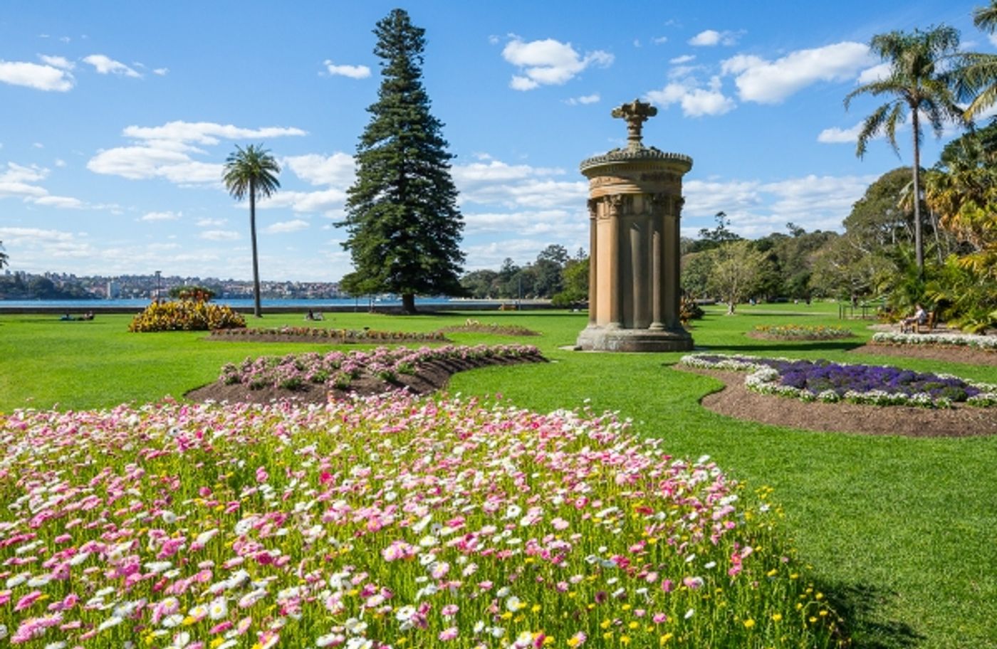 Photo Flash: Mary Rachel Brown, Campion Decent and Elise Hearst Named Finalists for Griffin's 2016 Lysicrates Prize  Image