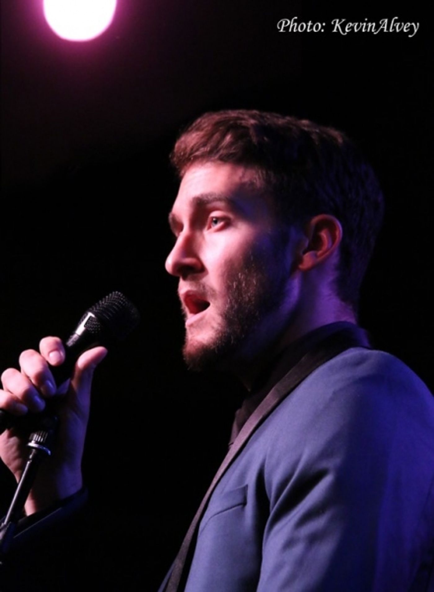 Photo Flash: Apollo Link Brings Holiday Cheer to Birdland  Image