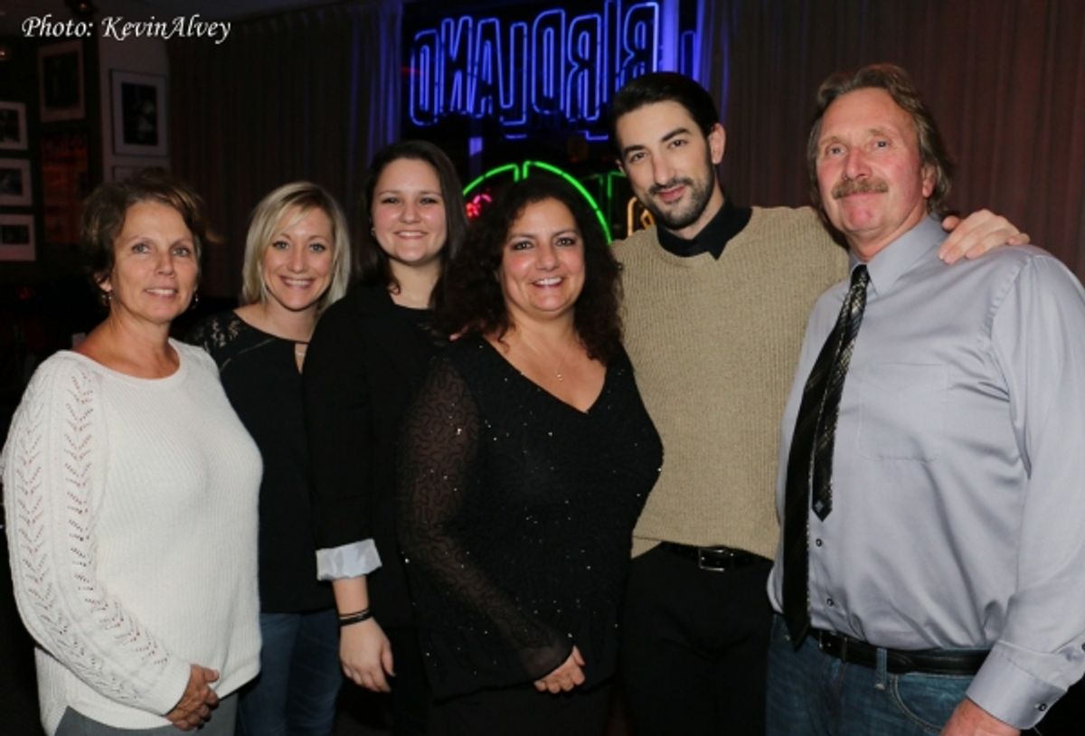 Lori Caliguri, Missy Shutt, Nicole Rubendall, Sandy Quinter, Brandon Rubendall and Todd Quinter at 