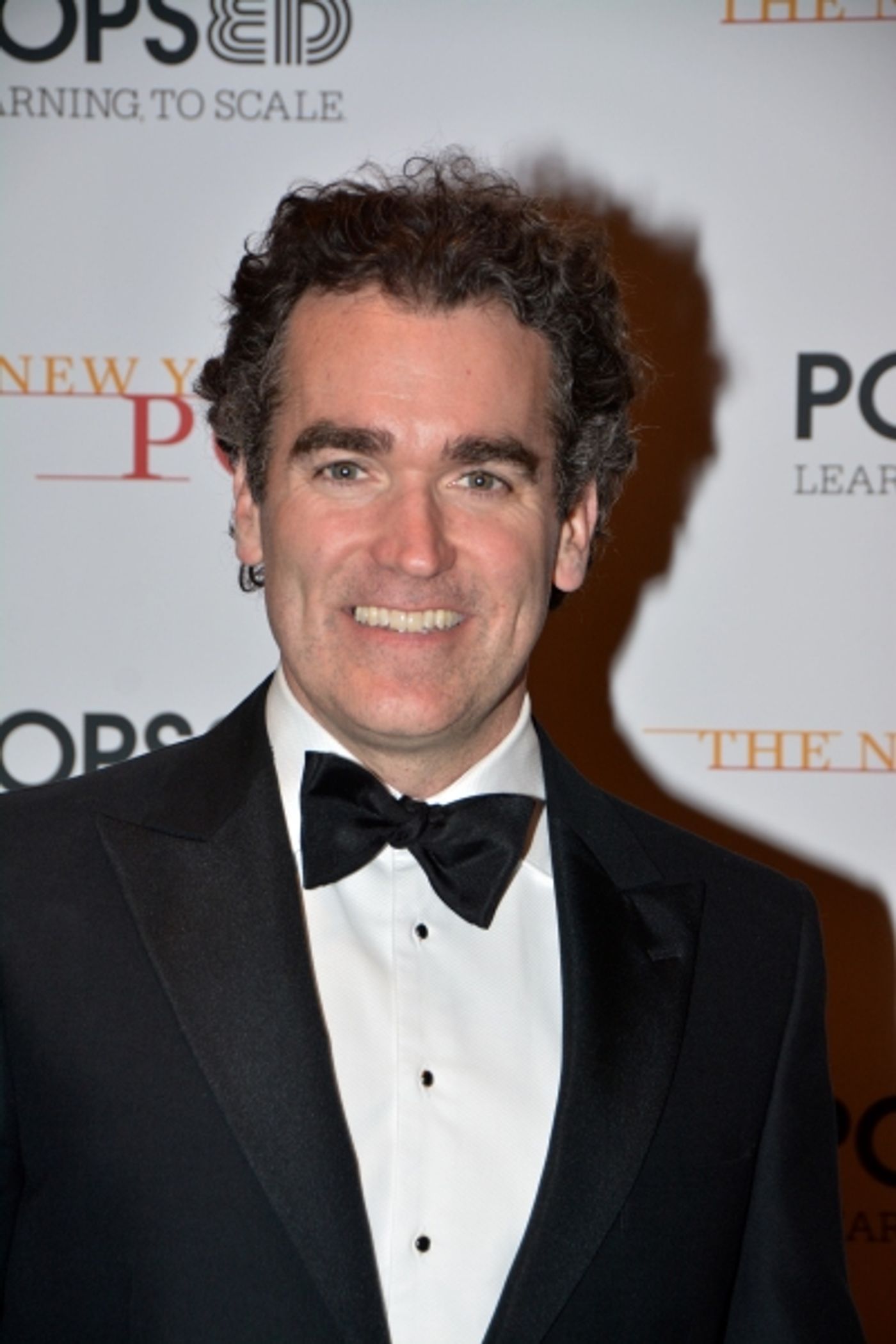 Photo Coverage: Stars Bring Holiday Cheer Backstage at New York Pops Carnegie Hall Concert Image
