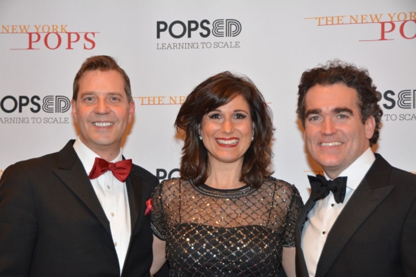 Photo Coverage: Stars Bring Holiday Cheer Backstage at New York Pops Carnegie Hall Concert Image