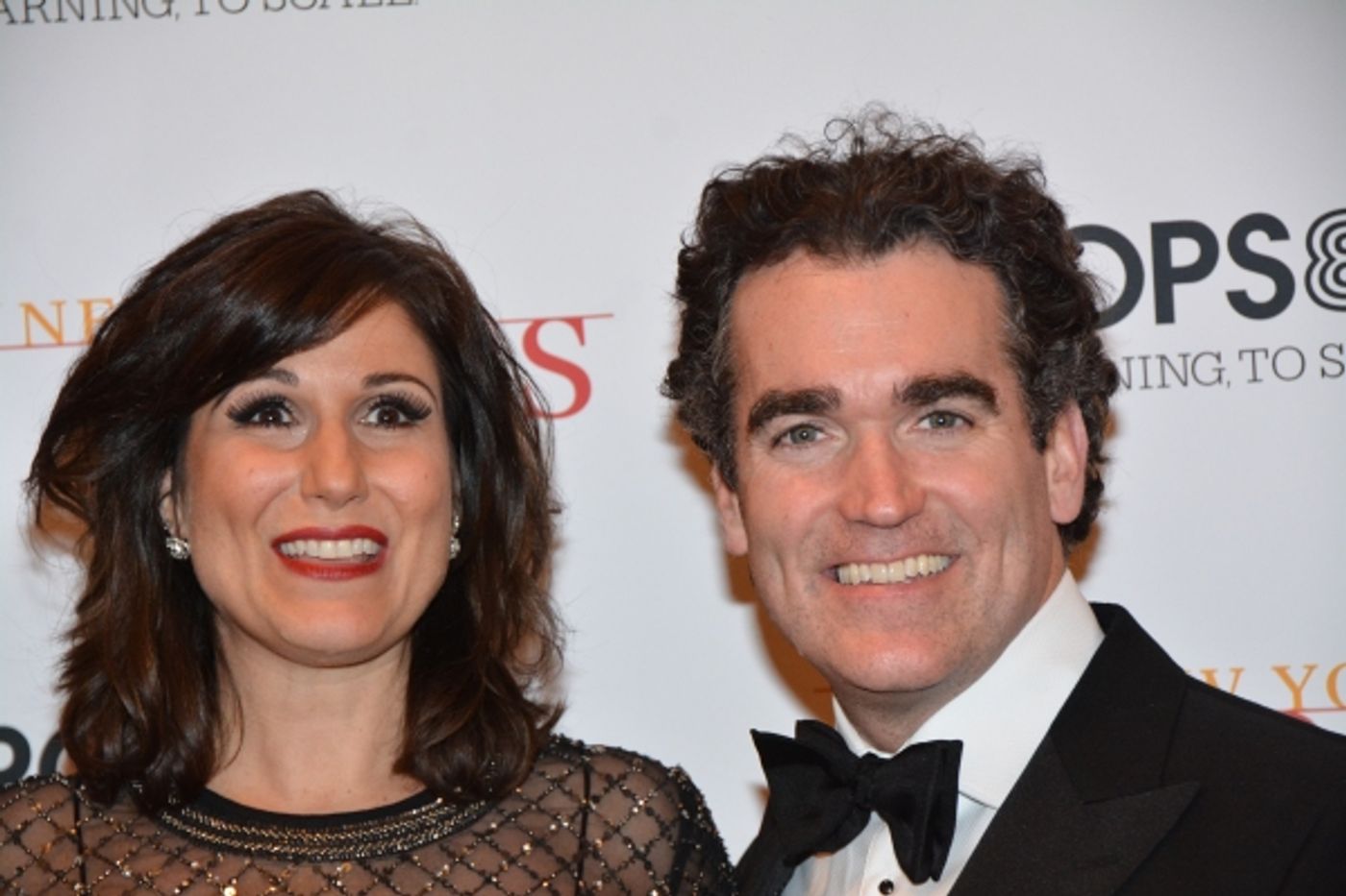 Photo Coverage: Stars Bring Holiday Cheer Backstage at New York Pops Carnegie Hall Concert Image