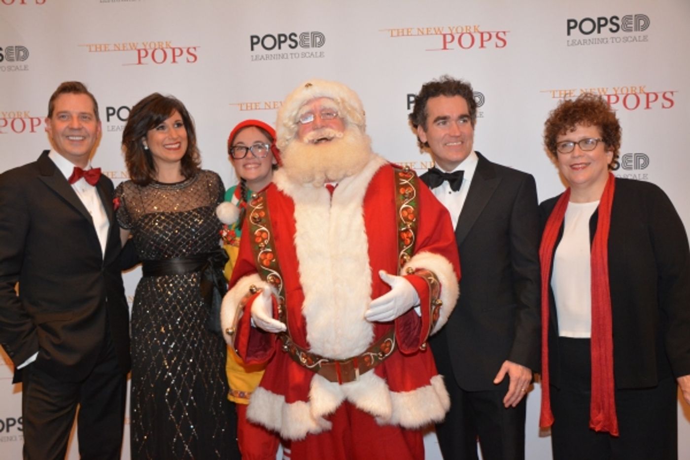 Photo Coverage: Stars Bring Holiday Cheer Backstage at New York Pops Carnegie Hall Concert Image