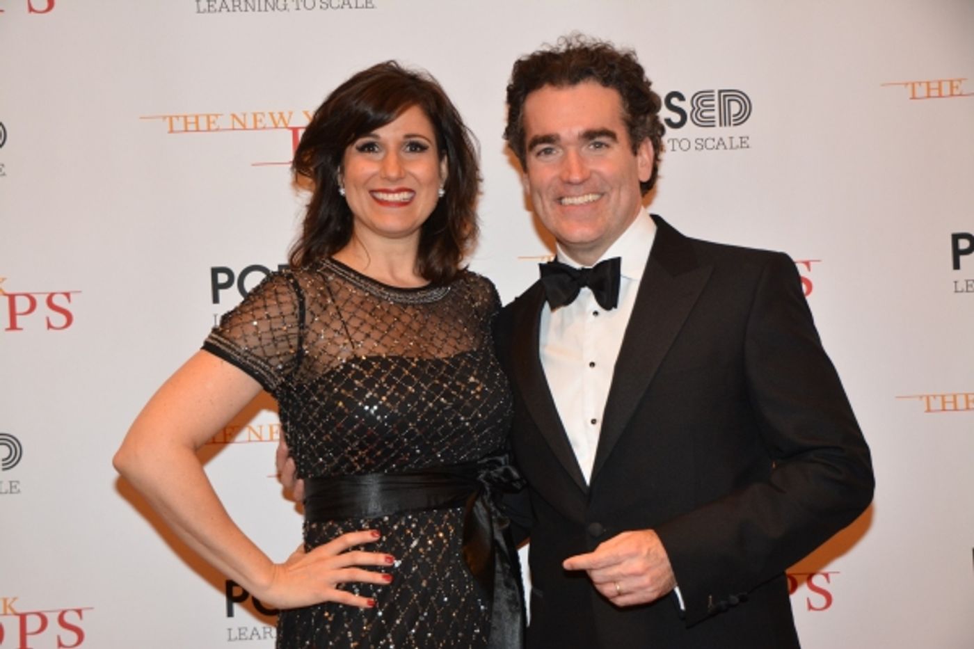 Photo Coverage: Stars Bring Holiday Cheer Backstage at New York Pops Carnegie Hall Concert Image