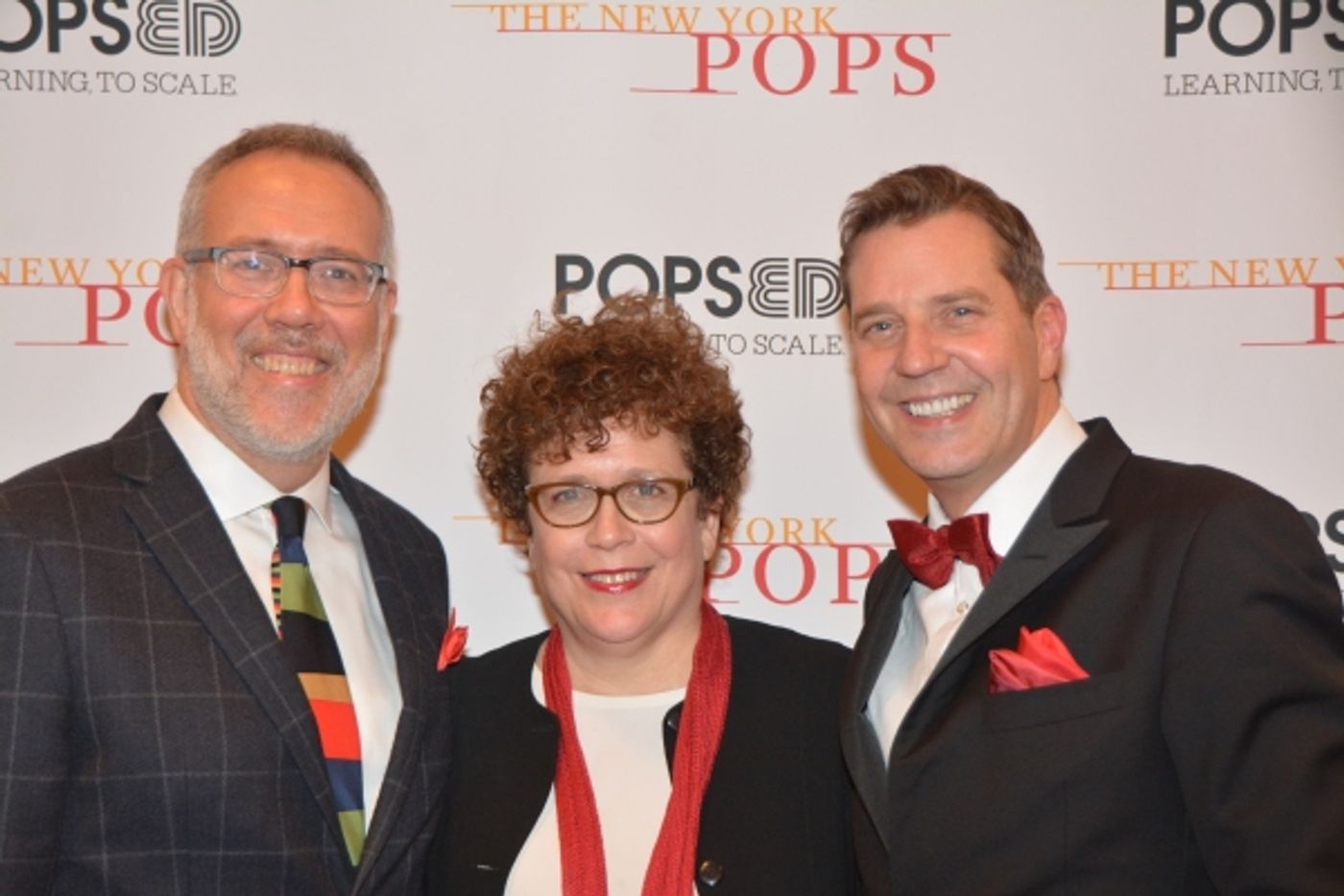 Photo Coverage: Stars Bring Holiday Cheer Backstage at New York Pops Carnegie Hall Concert Image