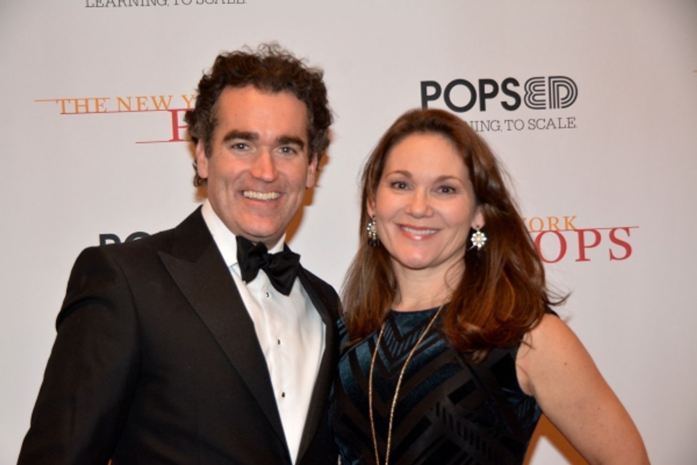 Photo Coverage: Stars Bring Holiday Cheer Backstage at New York Pops Carnegie Hall Concert Image