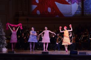 Alexis Branagan, Giulia Faria, Carmella Lauer and Maya Oguri Photo