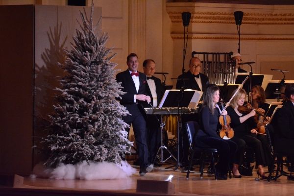 Photos: The New York Pops Presents A CHARLIE BROWN CHRISTMAS, with John Bolton! — photo 2 of 52