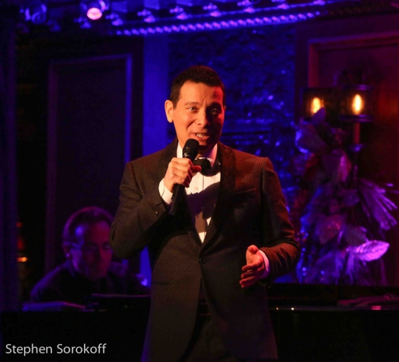Photo Coverage: Michael Feinstein Opens Holiday Show at Feinstein's/54 Below!  Image