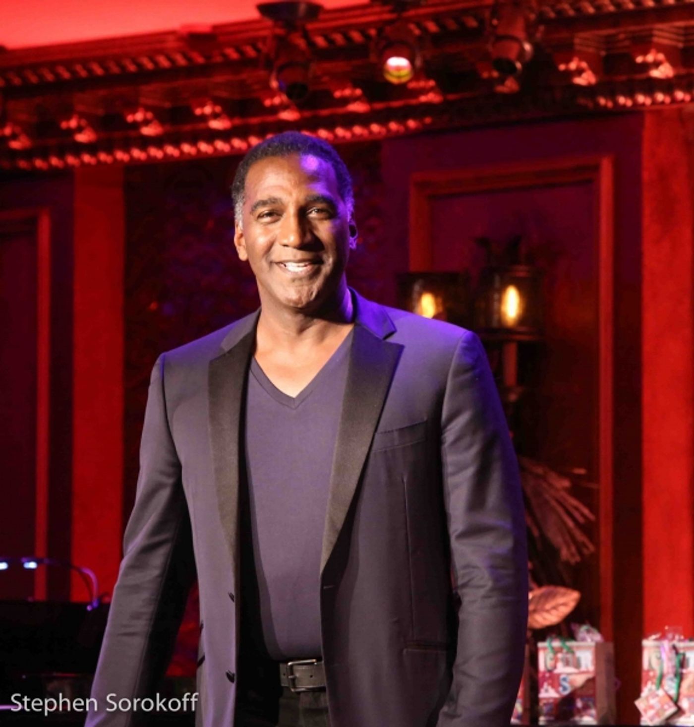 Photo Coverage: Norm Lewis Wishes You A SWINGIN' CHRISTMAS at Feinstein's/54 Below!  Image