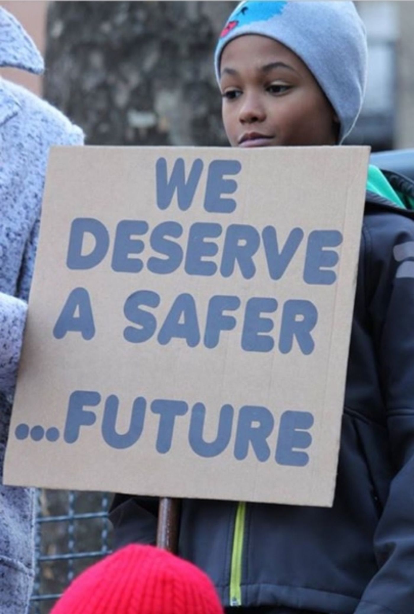 Photo Flash: Broadway Kids Sing for Peace in Times Square  Image