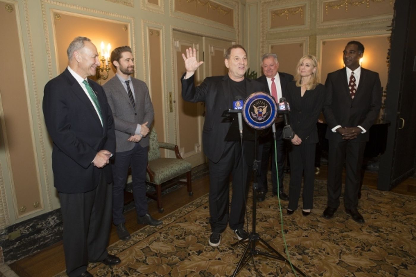 Photo Coverage: Senator Charles Schumer Celebrates Federal Tax Breaks for Broadway!  Image